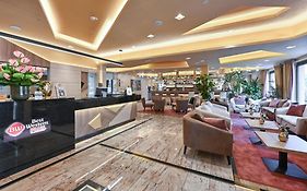 Best Western Plus Hotel  4*